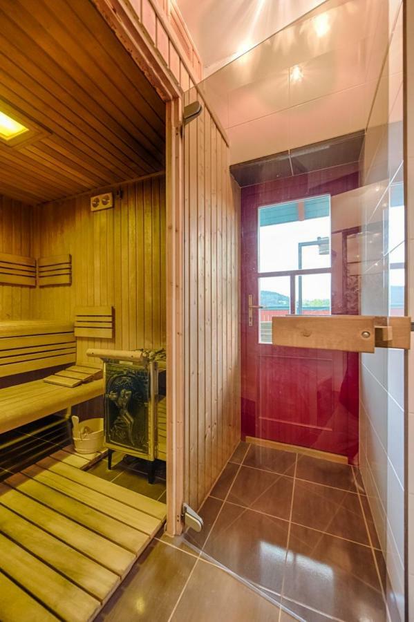 Hotel Zlaty Orel Ostravice Eksteriør billede
