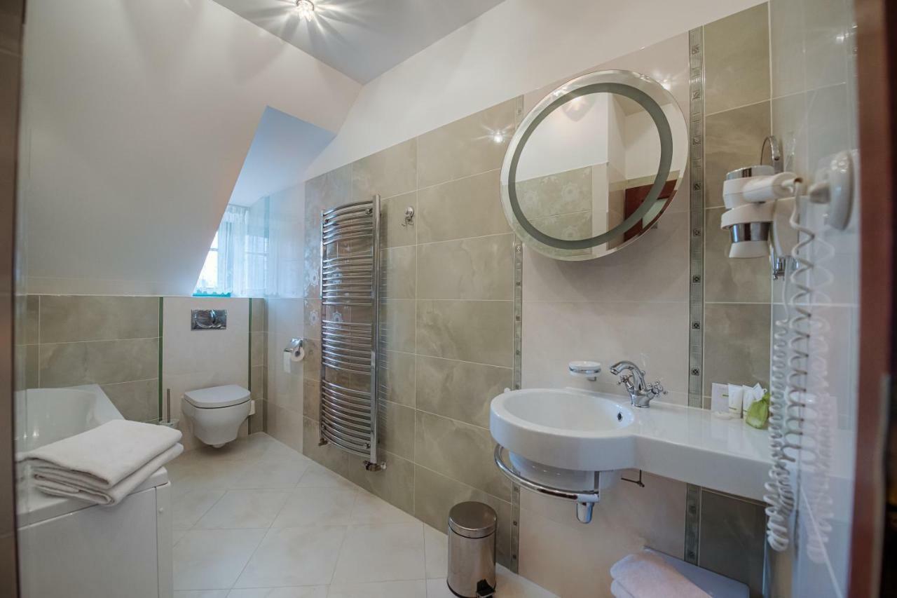 Hotel Zlaty Orel Ostravice Eksteriør billede