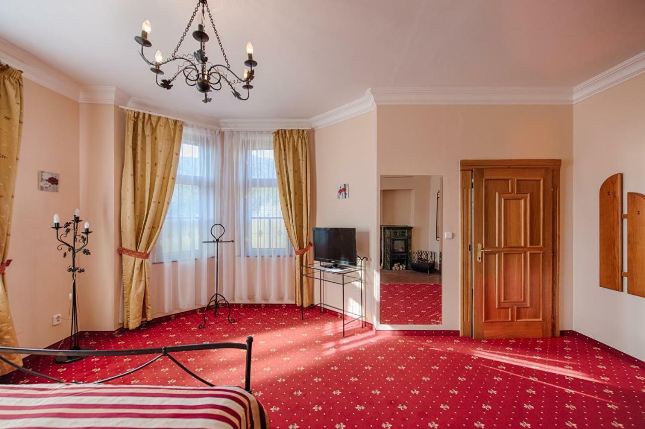 Hotel Zlaty Orel Ostravice Eksteriør billede